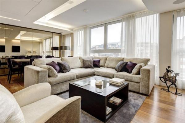 Central London Bed & Breakfast Bed & Breakfast